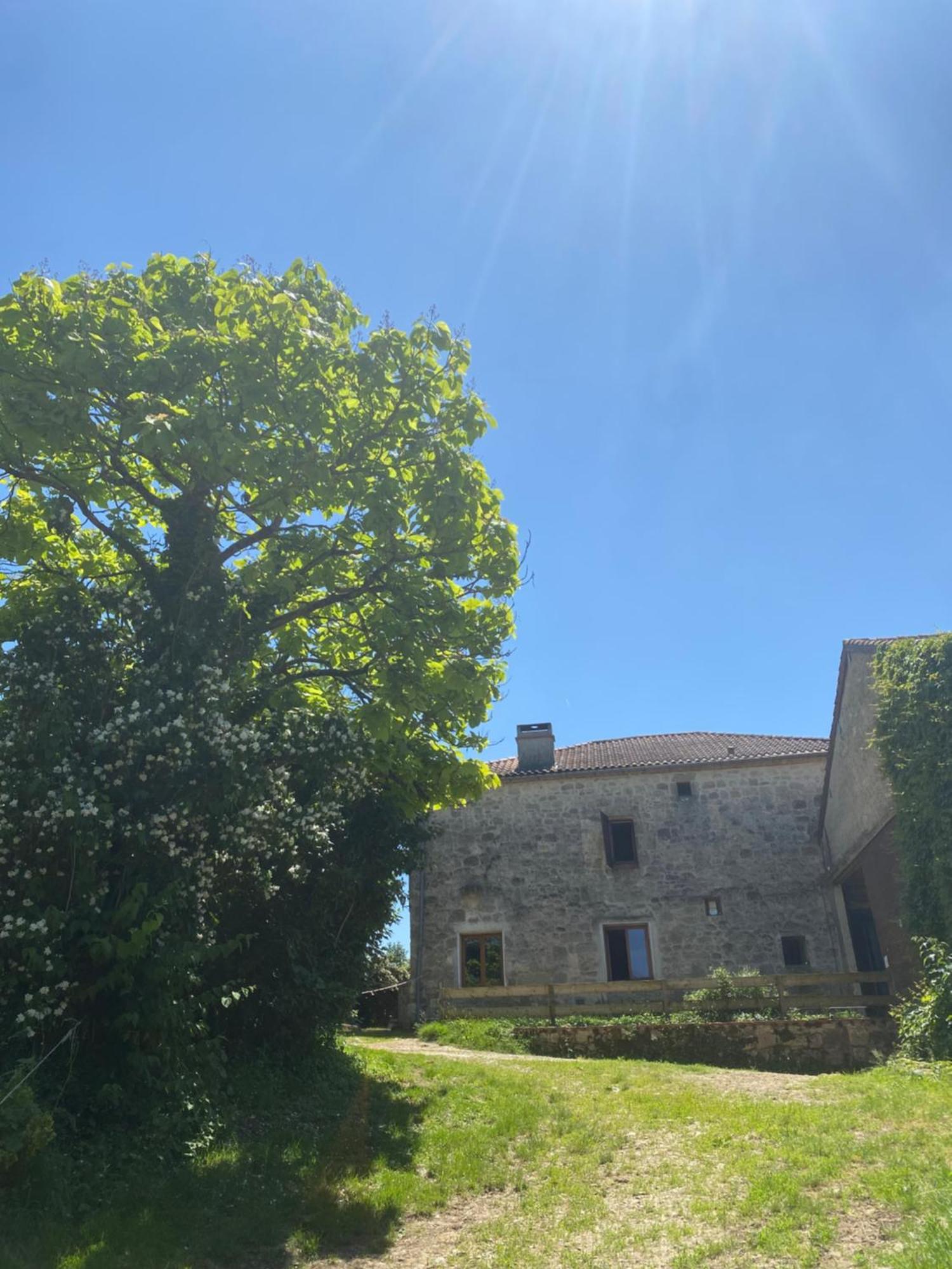 Chez Sophie -Chambres D'Hotes, Gite Et Gite Equestre Clermont-Dessous 외부 사진